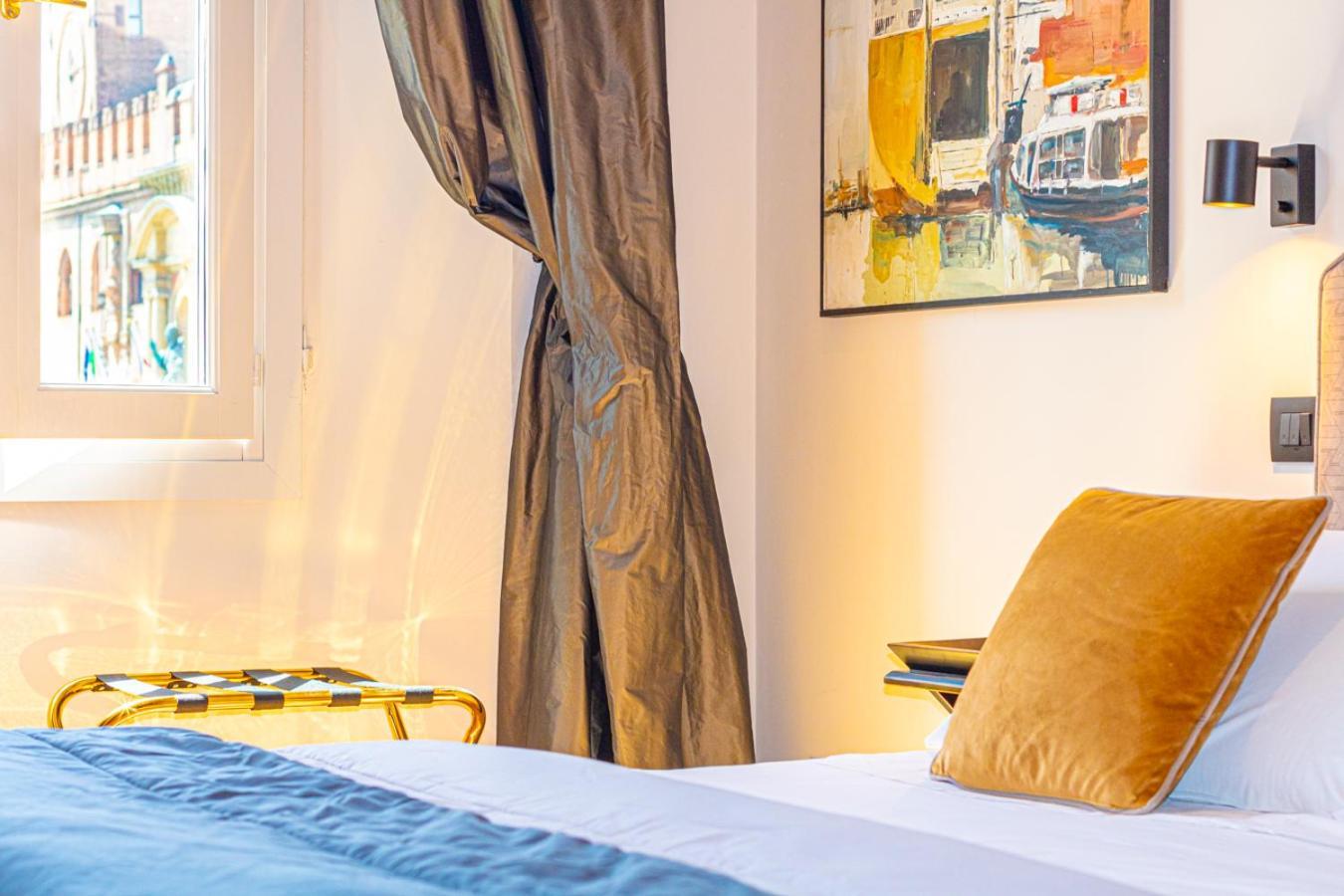 Apartment Casa Galatea In Canton De Fiori Bologna
